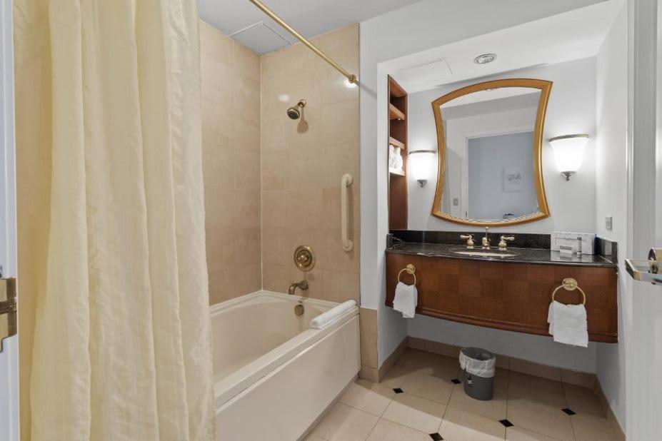 אטלנטיק סיטי Boardwalk King Bed Retreats By Cozysuites מראה חיצוני תמונה